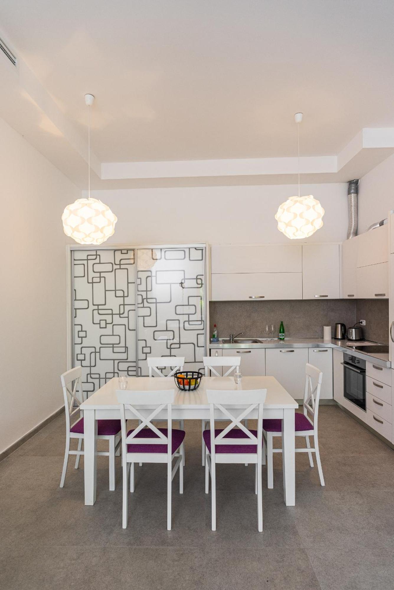 Vertmont Apartments Свети-Стефан Экстерьер фото